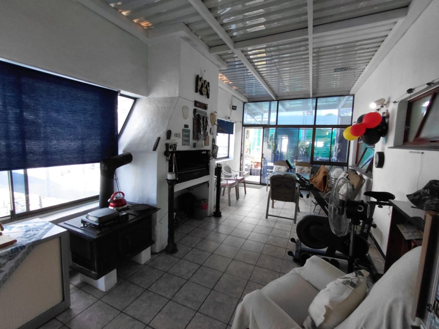 4 Bedroom Property for Sale in Onrus Western Cape